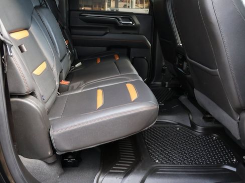 Used 2024 GMC Sierra 2500 AT4 w/ AT4 Premium Plus Package image 14