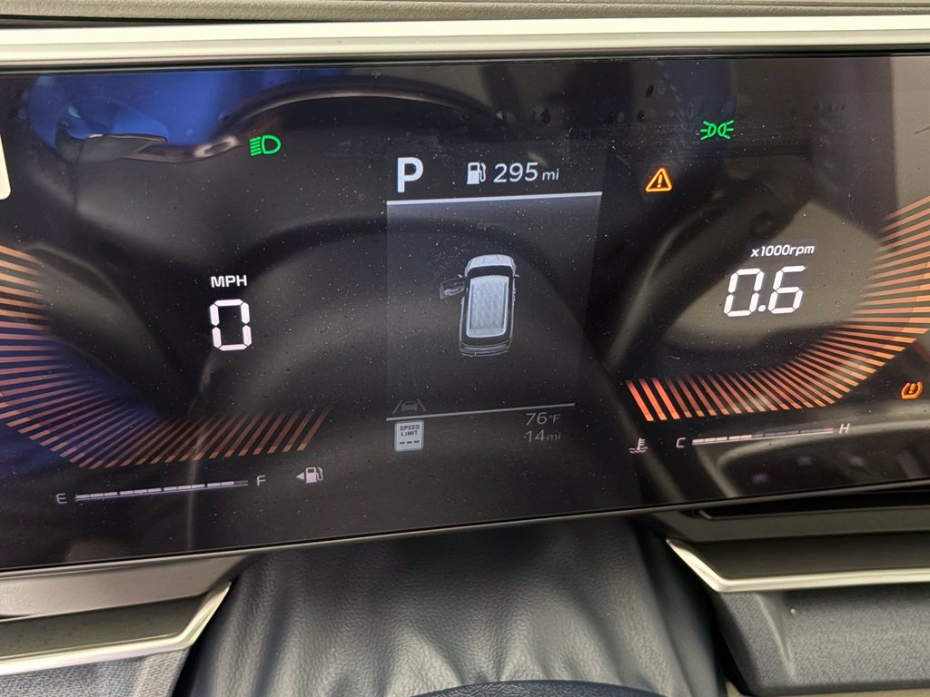 New 2026 Kia Carnival EX FWD image 22