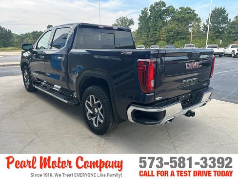 Used 2023 GMC Sierra 1500 SLT w/ SLT Premium Plus Package image 7
