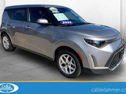 Used 2025 Kia Soul LX