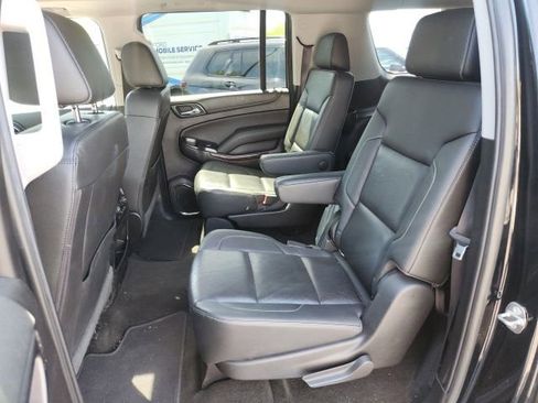 Used 2018 GMC Yukon XL SLT w/ Open Road Package AWD/4WD image 13