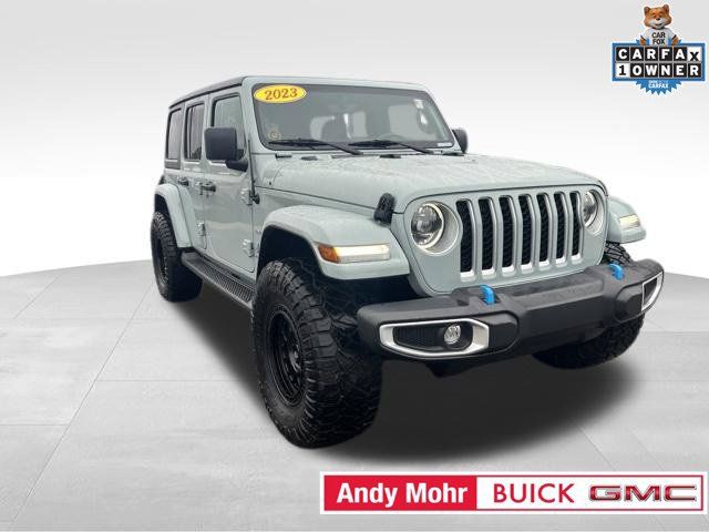 Used 2023 Jeep Wrangler Unlimited Sahara w/ Cold Weather Group AWD/4WD image 2