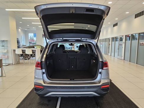 Used 2023 Volkswagen Taos S AWD/4WD image 9