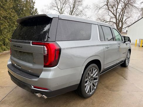 New 2026 GMC Yukon XL Denali Ultimate w/ LPO, Illumination Package image 35