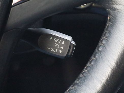 Used 2016 Toyota Avalon XLE Premium image 33