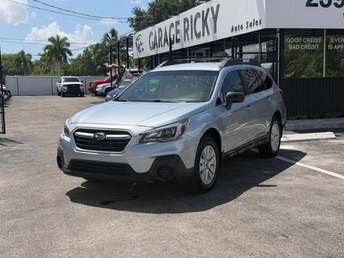 Used 2018 Subaru Outback 2.5i AWD/4WD image 1