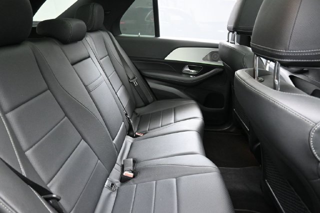 Used 2025 Mercedes-Benz GLE 350 4MATIC image 30