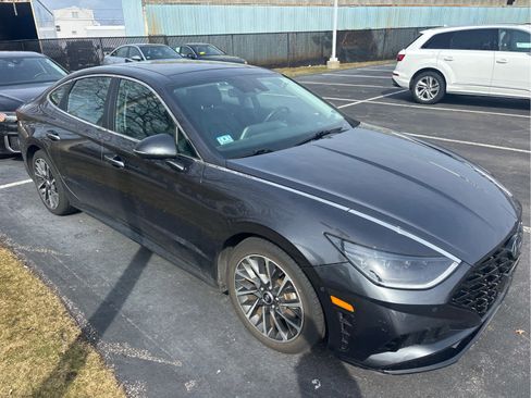 Used 2020 Hyundai Sonata Limited image 2