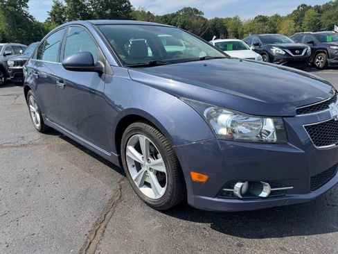 Used 2014 Chevrolet Cruze LT w/ Sun, Sound and Sport Package FWD image 12