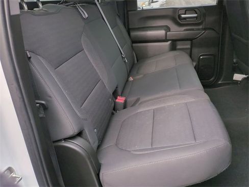 Used 2022 Chevrolet Silverado 2500 LT w/ Snow Plow Prep/Camper Package image 25