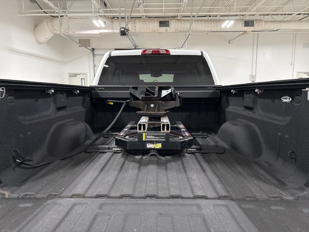 Used 2016 Chevrolet Silverado 3500 LT w/ LT Convenience Package AWD/4WD image 23