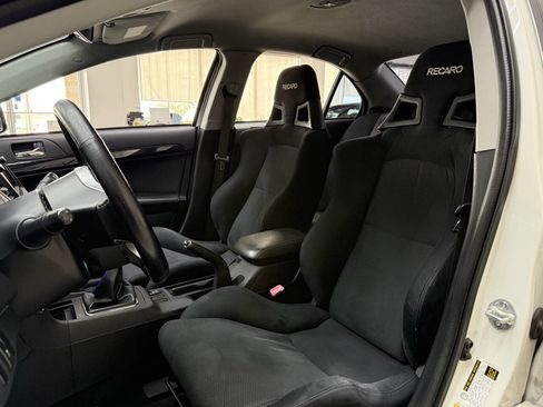 Used 2014 Mitsubishi Lancer Evolution GSR image 11