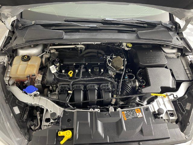 Used 2016 Ford Focus SE w/ Equipment Group 201A FWD image 22