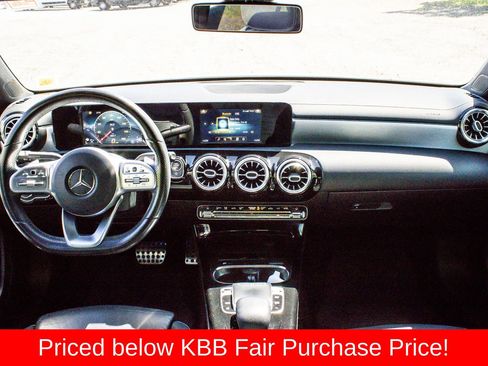 Used 2020 Mercedes-Benz A 220 4MATIC w/ AMG Line image 13