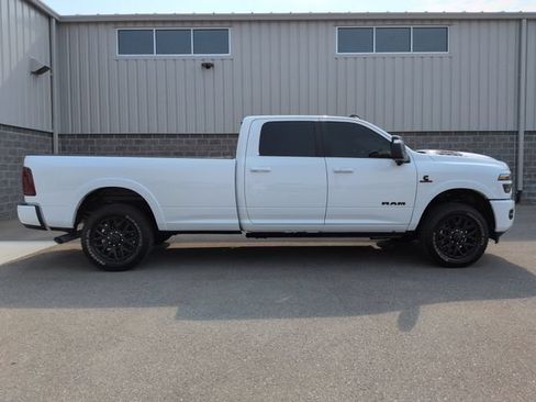 Used 2026 RAM 3500 Limited AWD/4WD image 2