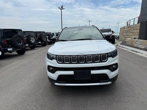 Used 2024 Jeep Compass Limited AWD/4WD image 8