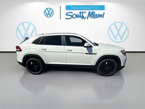 Used 2026 Volkswagen Atlas Cross Sport SE FWD image 8