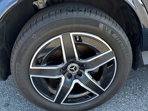 Certified 2024 Mercedes-Benz GLC 300 4MATIC image 7