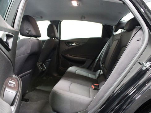Used 2022 Chevrolet Malibu LT image 13