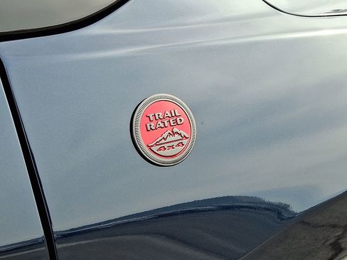 New 2026 Jeep Compass Trailhawk image 16