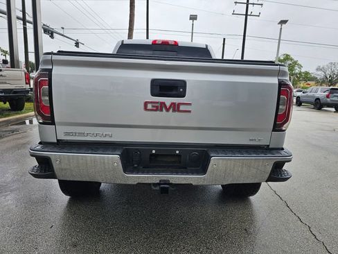 Used 2018 GMC Sierra 1500 SLT AWD/4WD image 9