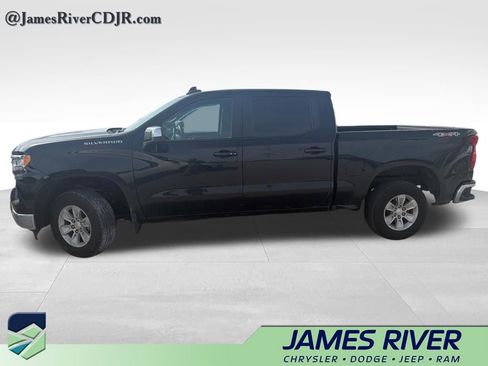 Used 2025 Chevrolet Silverado 1500 LT image 4