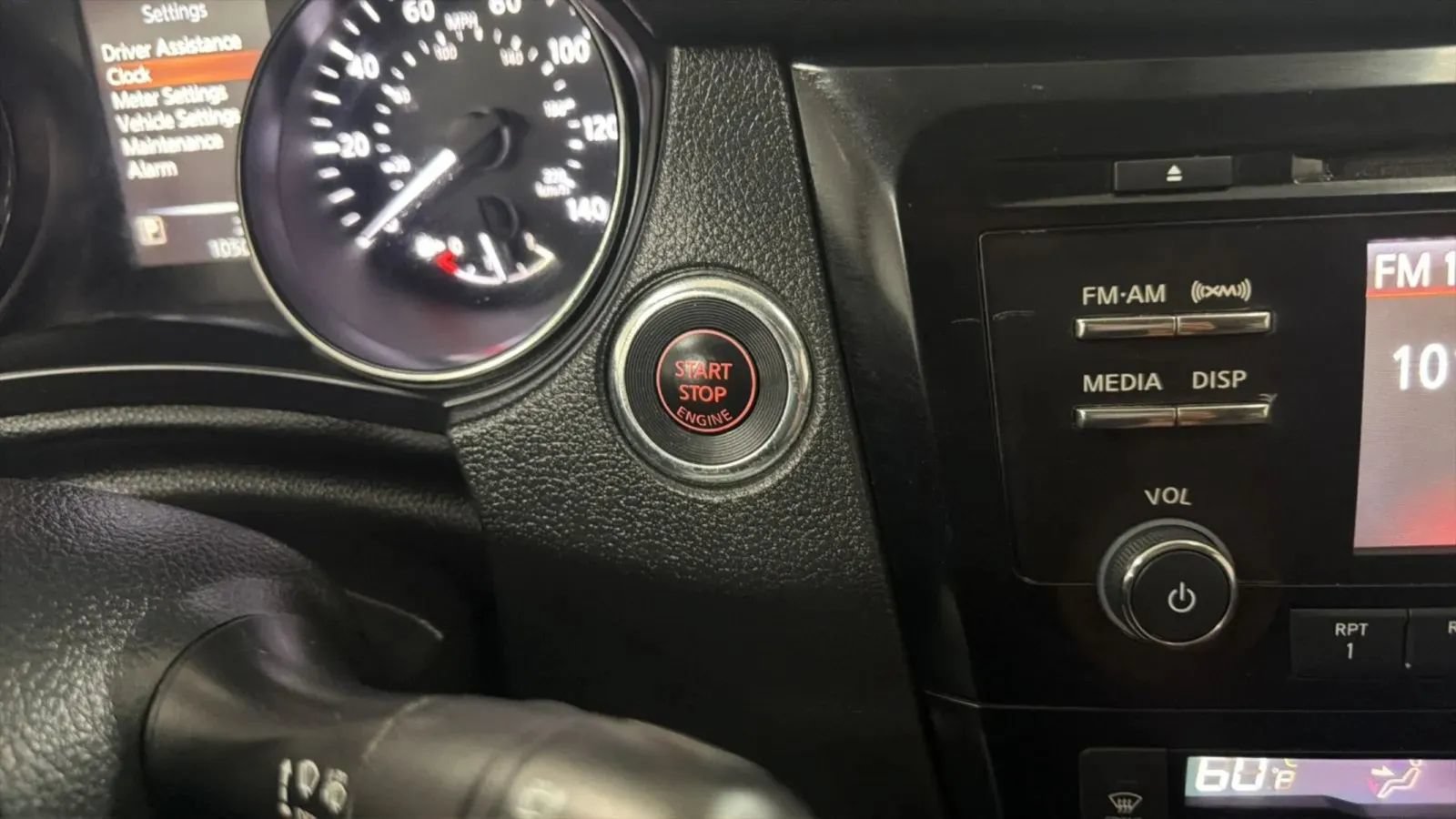 Used 2017 Nissan Rogue SV FWD image 16