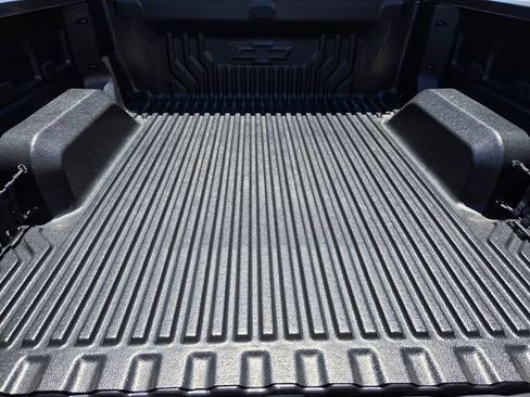 Certified 2023 Chevrolet Silverado 1500 LT AWD/4WD image 13