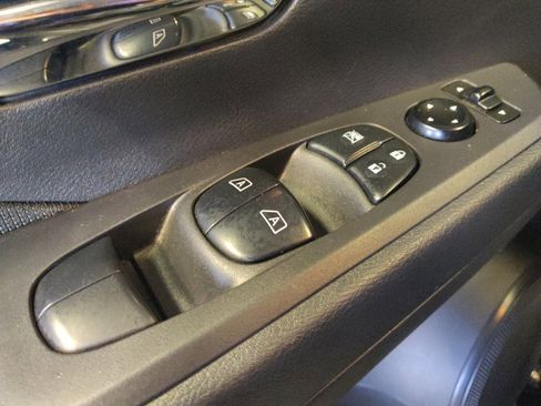 Used 2023 Nissan Kicks SV FWD image 27