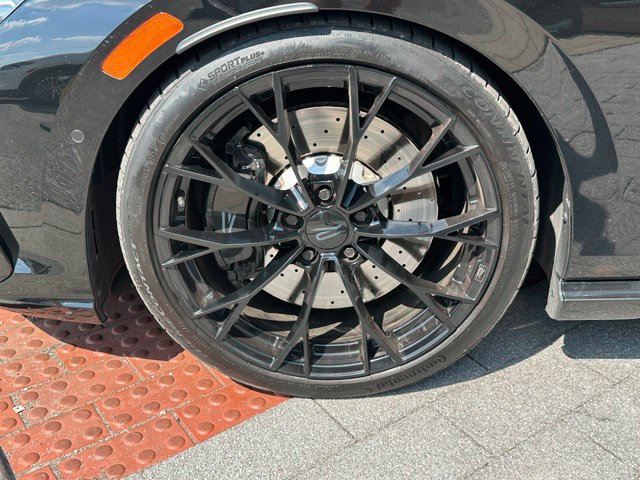 Used 2025 Volkswagen Golf R Black Edition AWD/4WD image 9