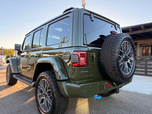 Used 2024 Jeep Wrangler High Altitude AWD/4WD image 5