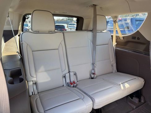 Used 2021 GMC Yukon XL Denali w/ Denali Ultimate Package image 25