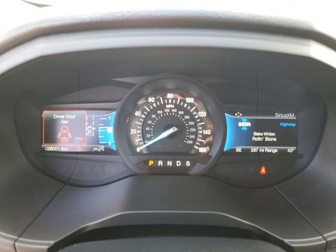 Used 2024 Ford Edge SEL w/ Convenience Package image 10