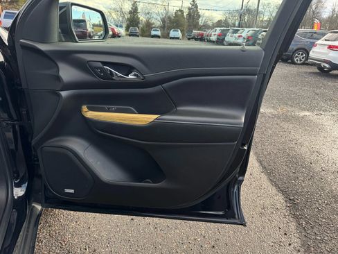Used 2019 GMC Acadia Denali w/ LPO, Floor Liner Package AWD/4WD image 13