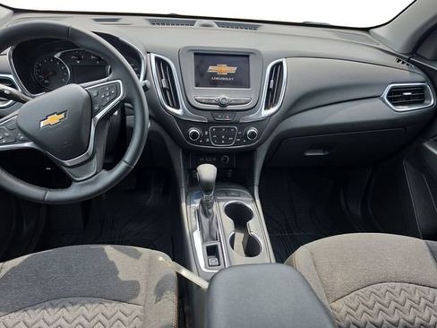 Used 2023 Chevrolet Equinox LT FWD image 12