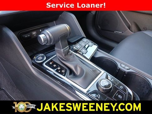 Used 2025 Kia Sportage SX AWD/4WD image 25
