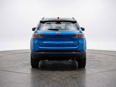 Used 2025 Jeep Compass Limited image 7