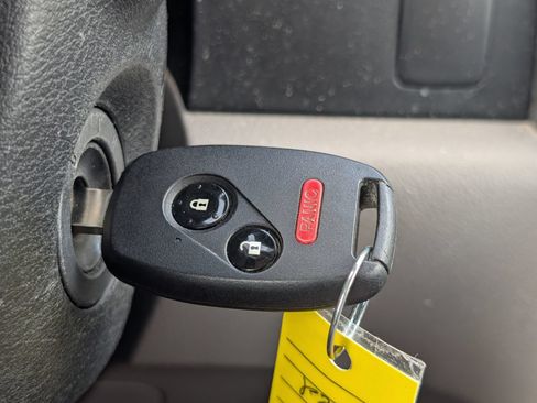 Used 2011 Honda CR-V SE image 17