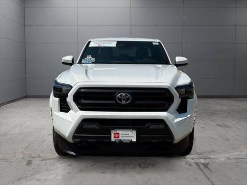 Certified 2025 Toyota Tacoma SR5 AWD/4WD image 70