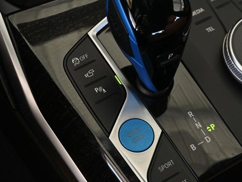 Certified 2023 BMW i4 eDrive35 w/ Premium Package RWD image 21
