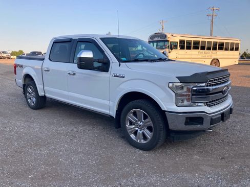 Used 2018 Ford F150 Lariat w/ Equipment Group 502A Luxury AWD/4WD image 9