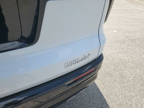New 2026 Chevrolet Traverse High Country AWD/4WD image 8