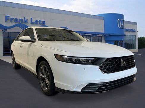 New 2026 Honda Accord EX-L image 9