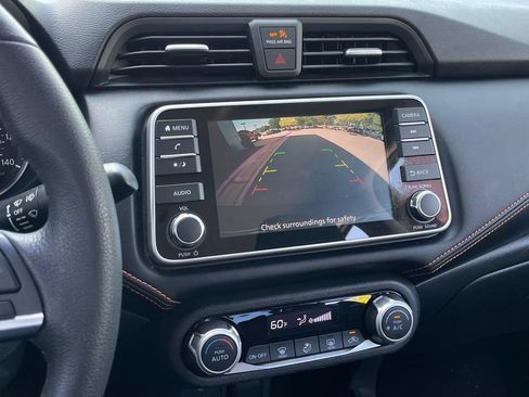 Used 2020 Nissan Versa SR FWD image 17