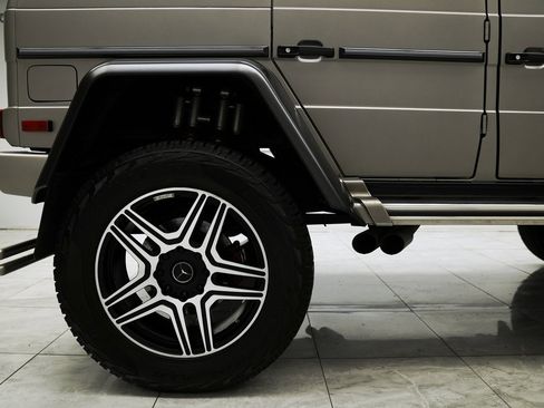 Used 2017 Mercedes-Benz G 550 Squared image 12