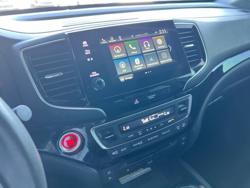 Used 2022 Honda Pilot Black Edition image 13