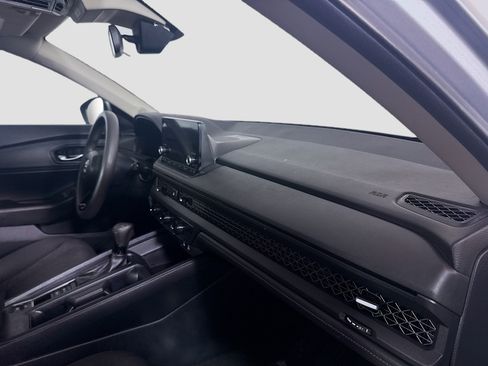 Used 2023 Honda Accord EX image 30