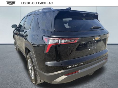 Used 2025 Chevrolet Equinox LT w/ Convenience Package II image 11