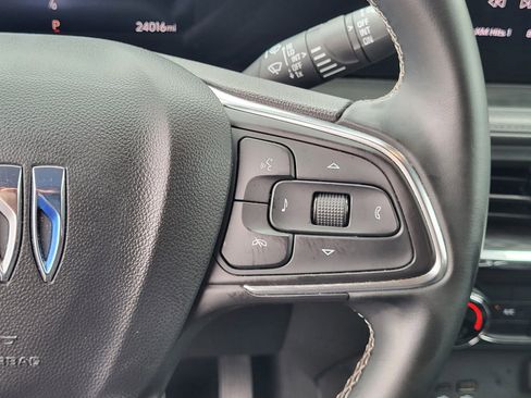 Used 2025 Buick Encore GX Preferred FWD image 28