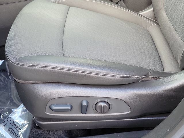 Certified 2023 Buick Encore GX Select w/ Sport Touring Package FWD image 23